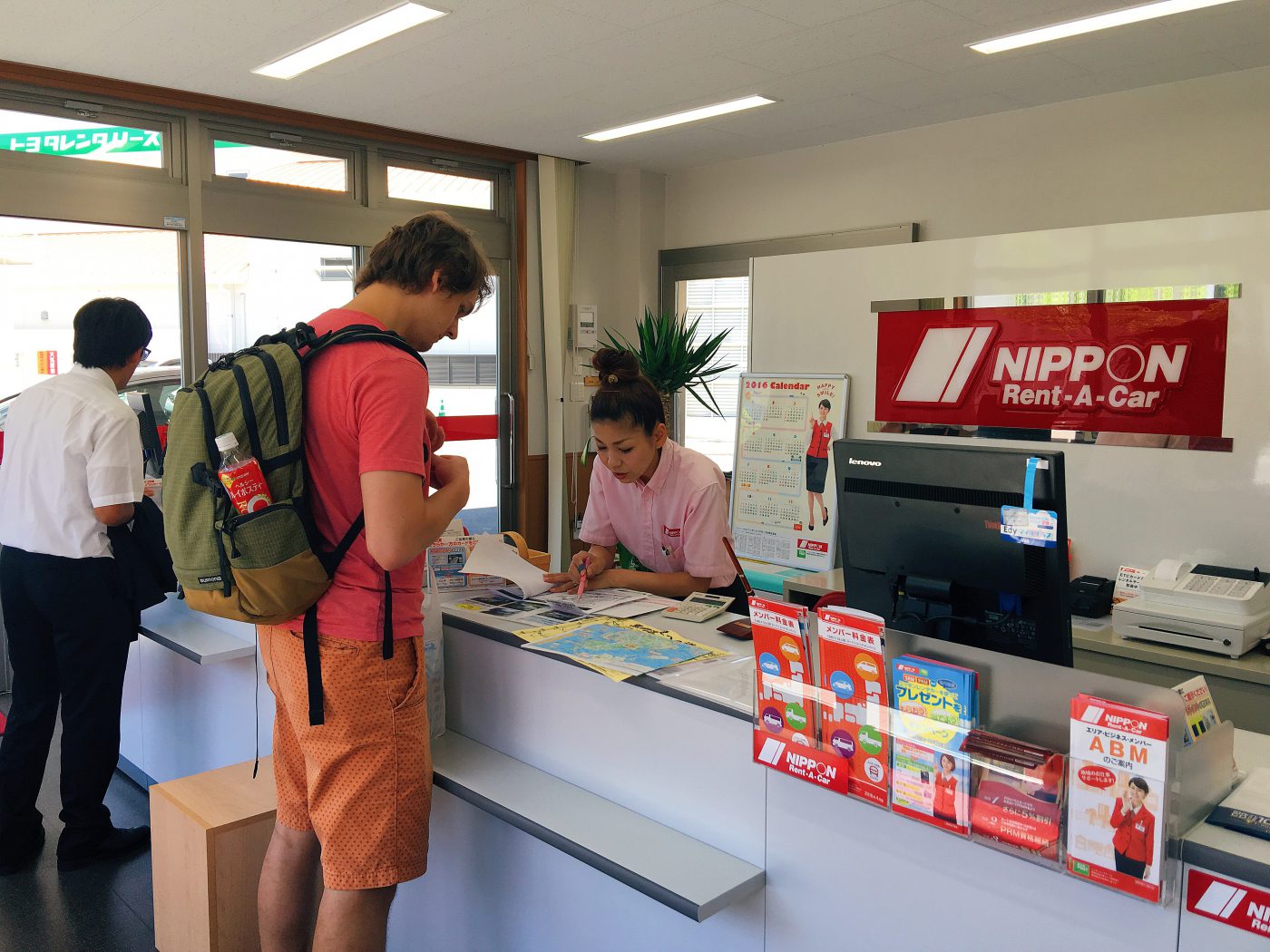 Renting a car at Nippon Rent a Car