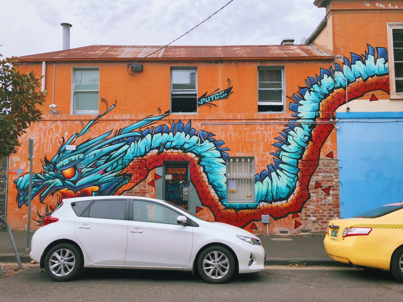 Random art in Fitzroy