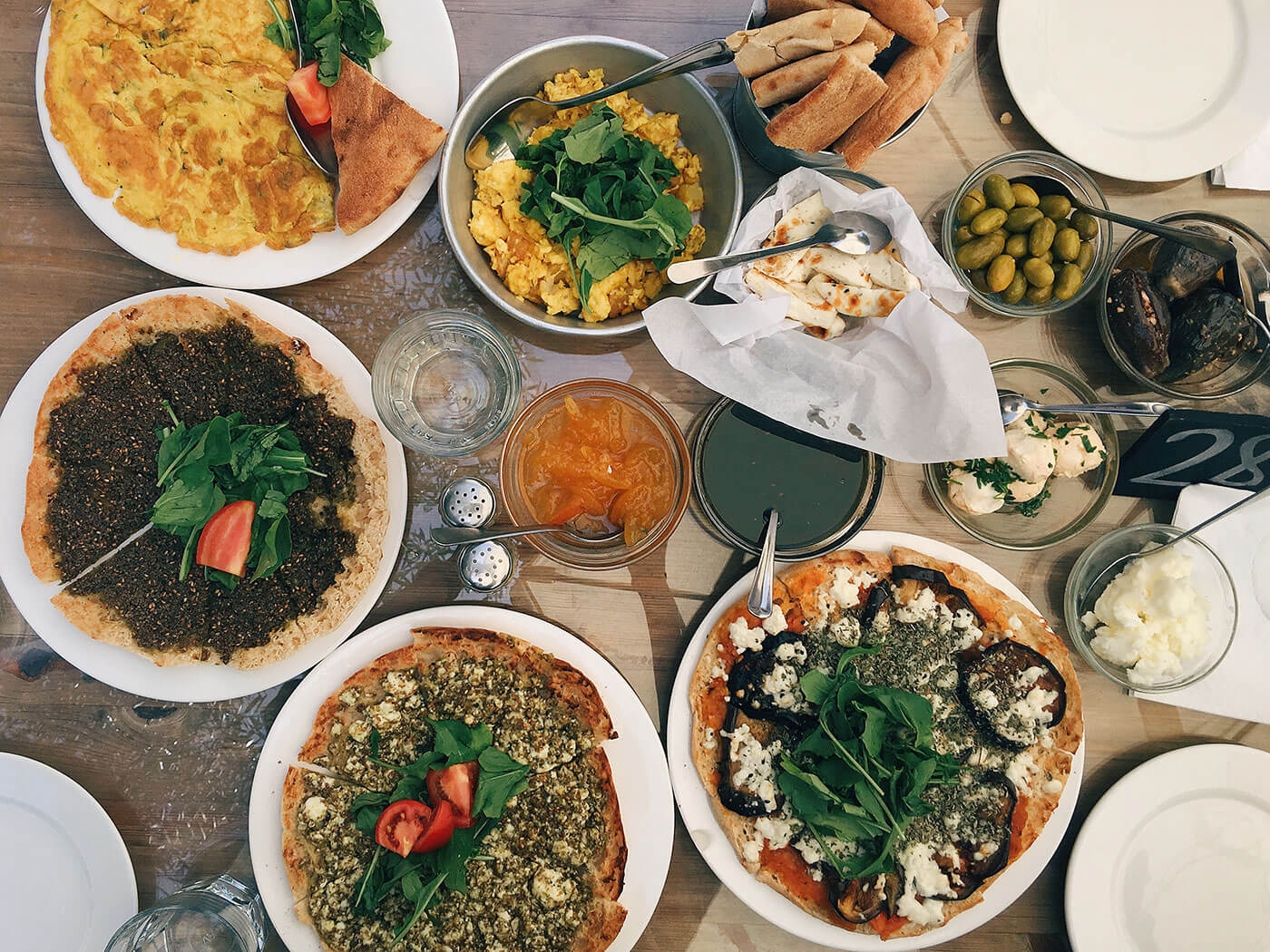 Jordanian Food: Traditional Jordanian Breakfast: Manakish