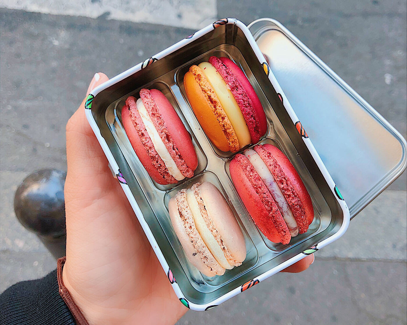 A set of 4 Pierre Herme macarons