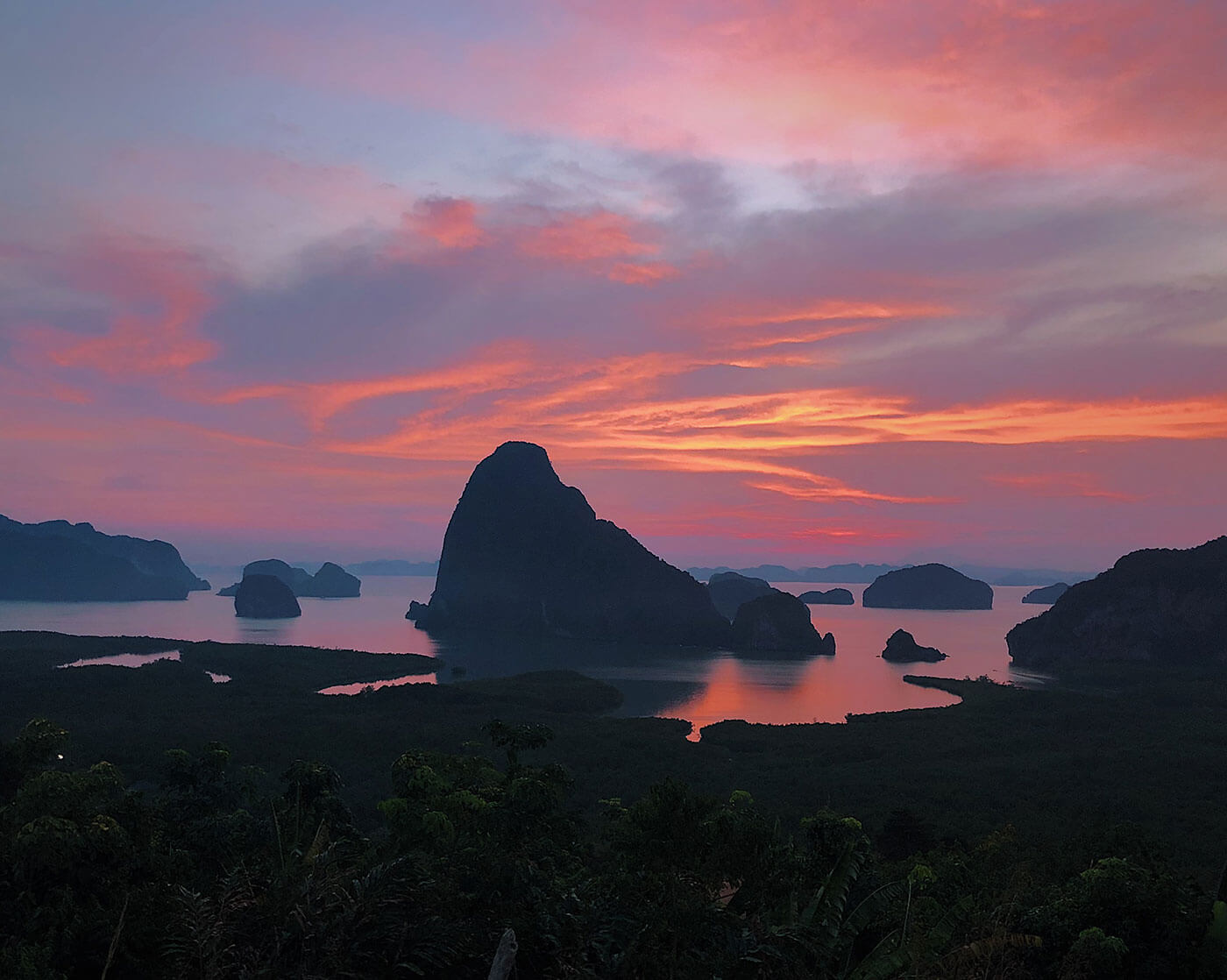 Samet Nangshe Viewpoint at Phang Nga