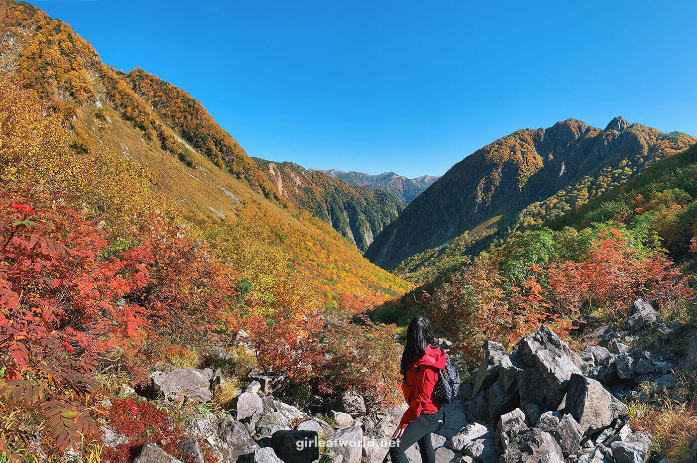 Beautiful Autumn colors in Kamikochi