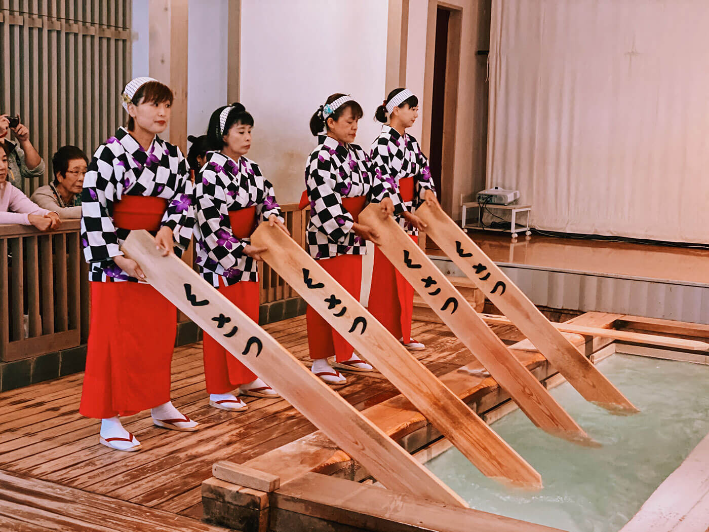 Yumomi at Kusatsu