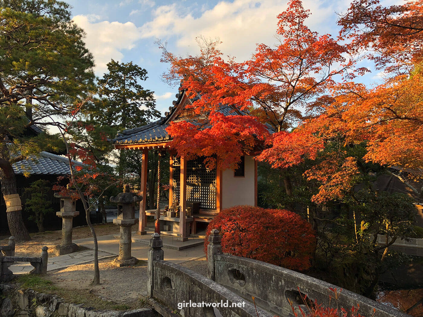 Momiji leaf time at Kiyomizu-dera in Kyoto