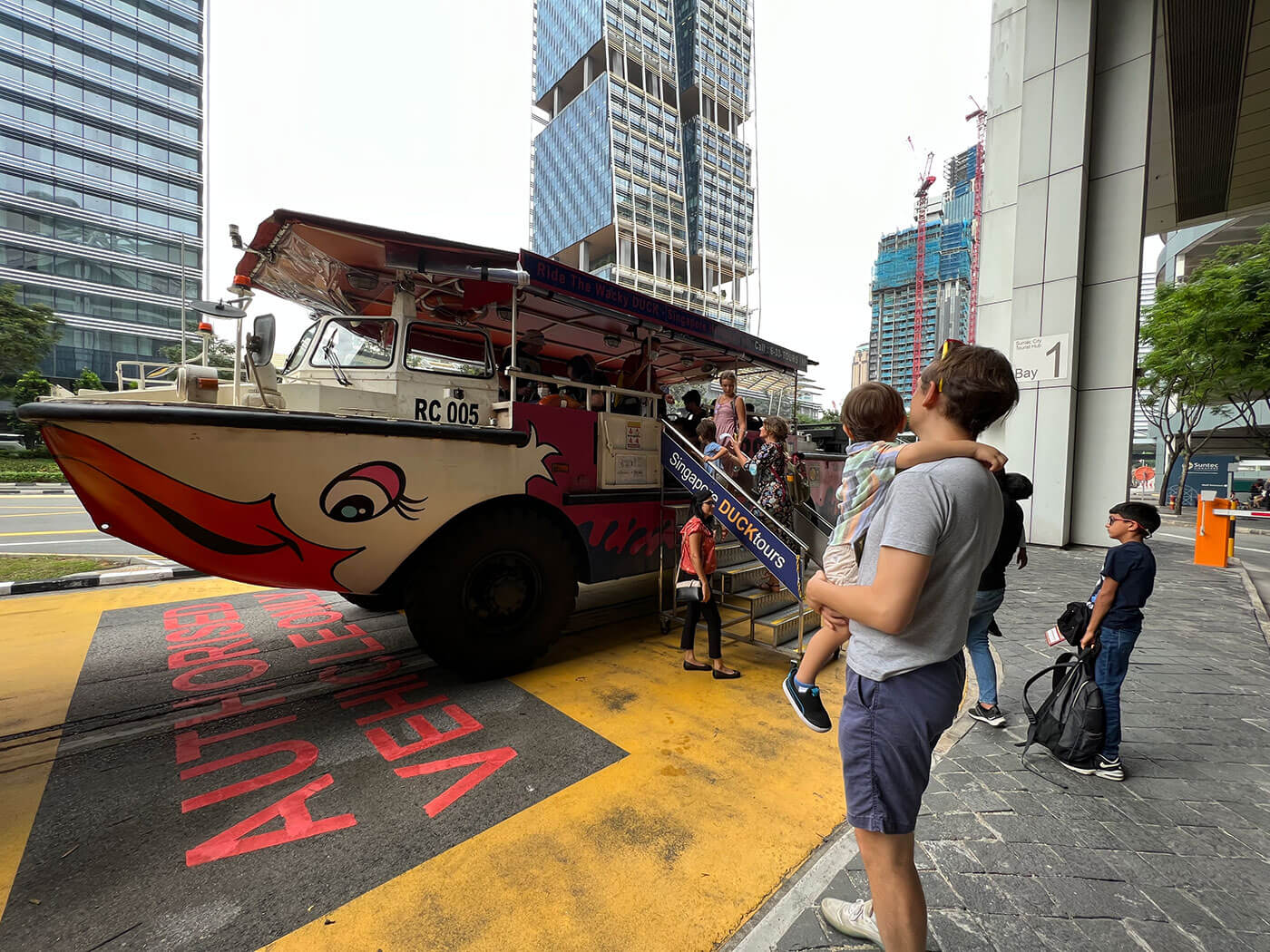 Singapore DUCK Boat Tour