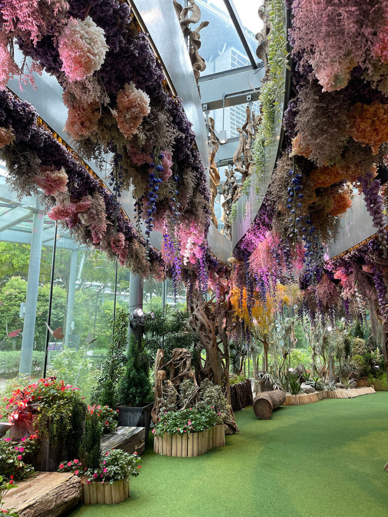 Singapore Floral Fantasy