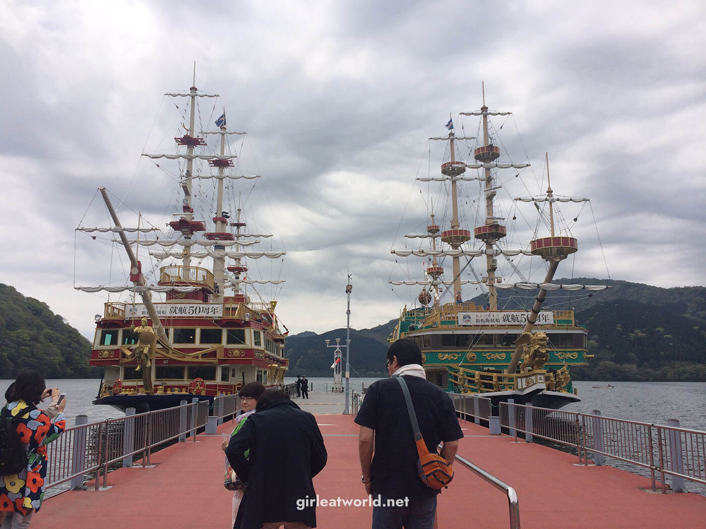 Hakone Travel Guide - Pirate Ships at Lake Ashi