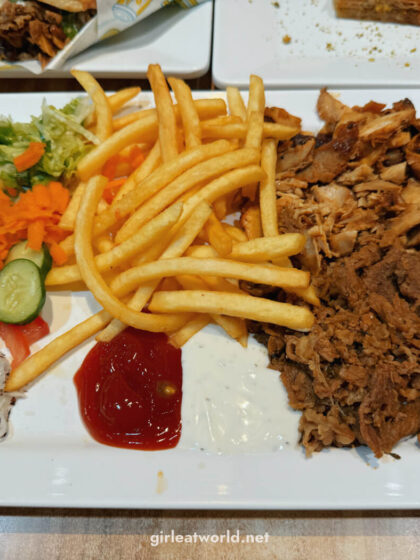 17 Turkish Doner Kebab @ Sim Lim Square