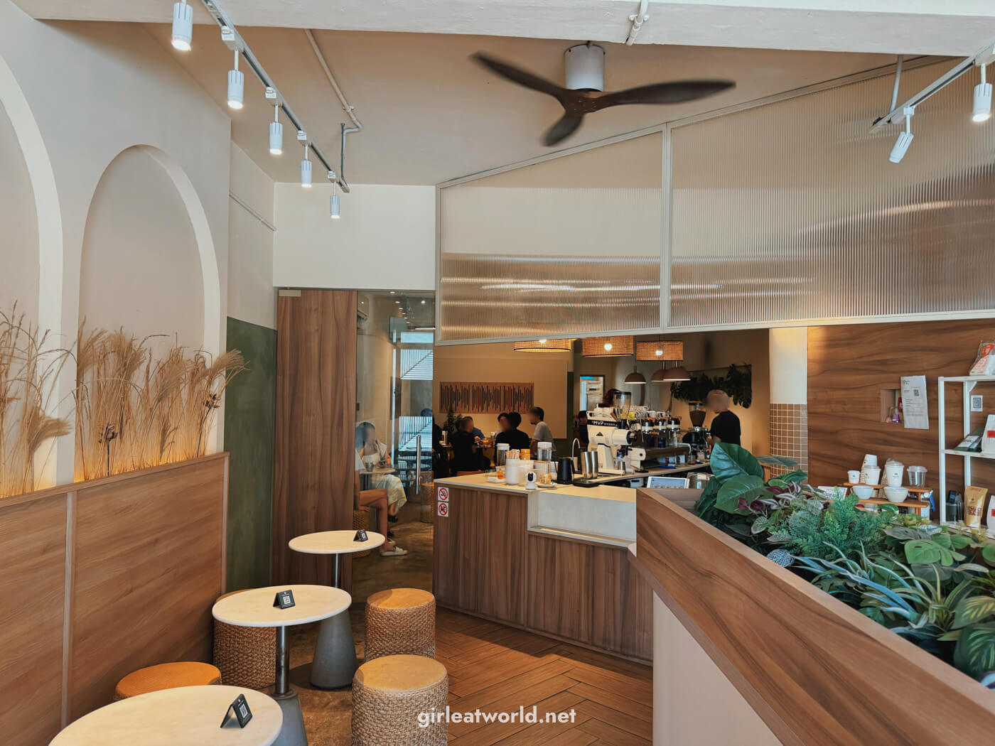 Acoustics Coffee Bar @ Neil Rd