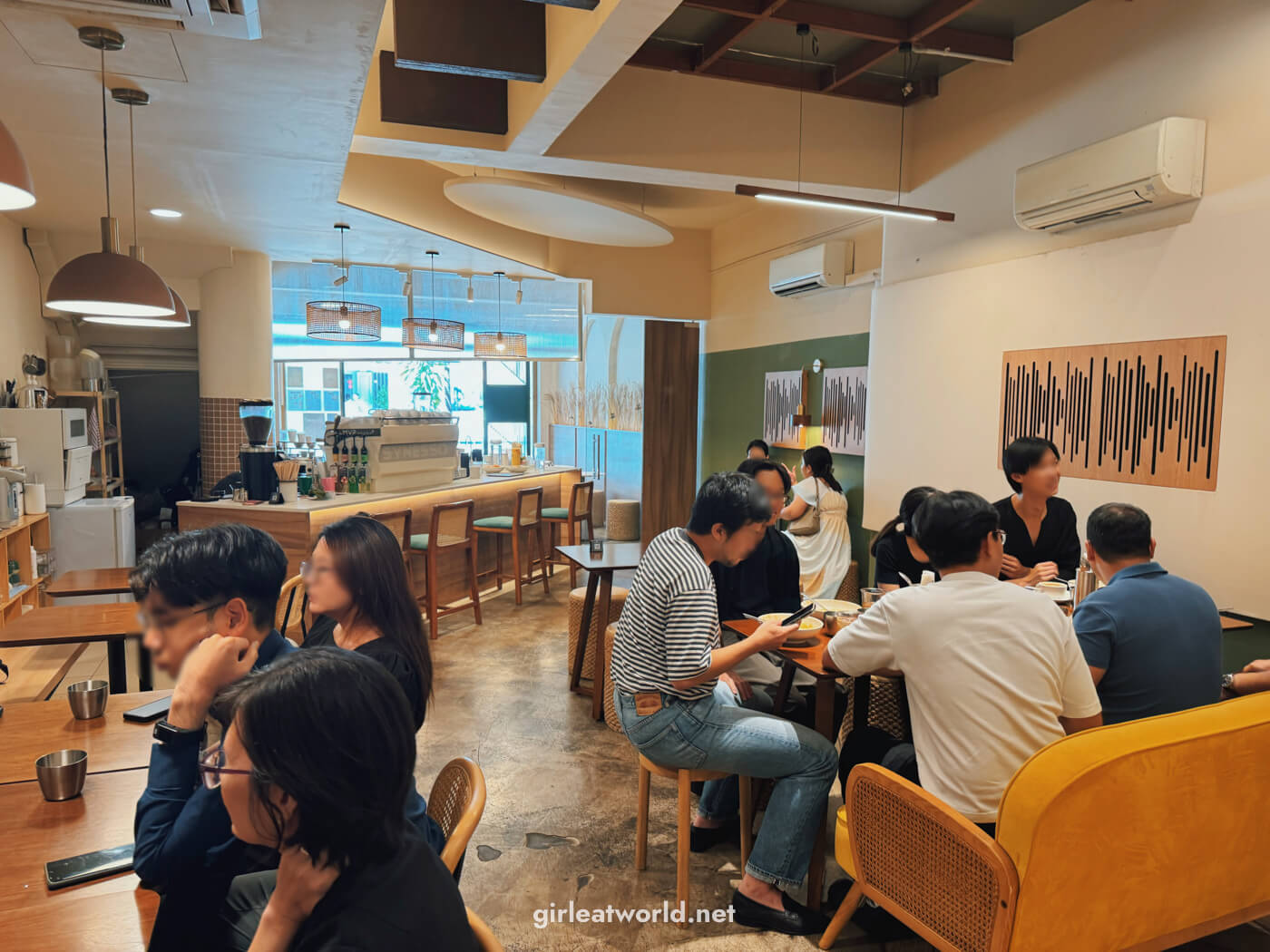 Acoustics Coffee Bar @ Neil Rd