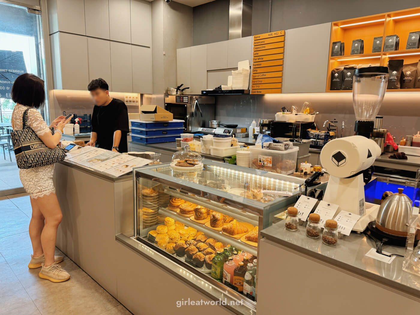 Greybox Coffee @ UE Square