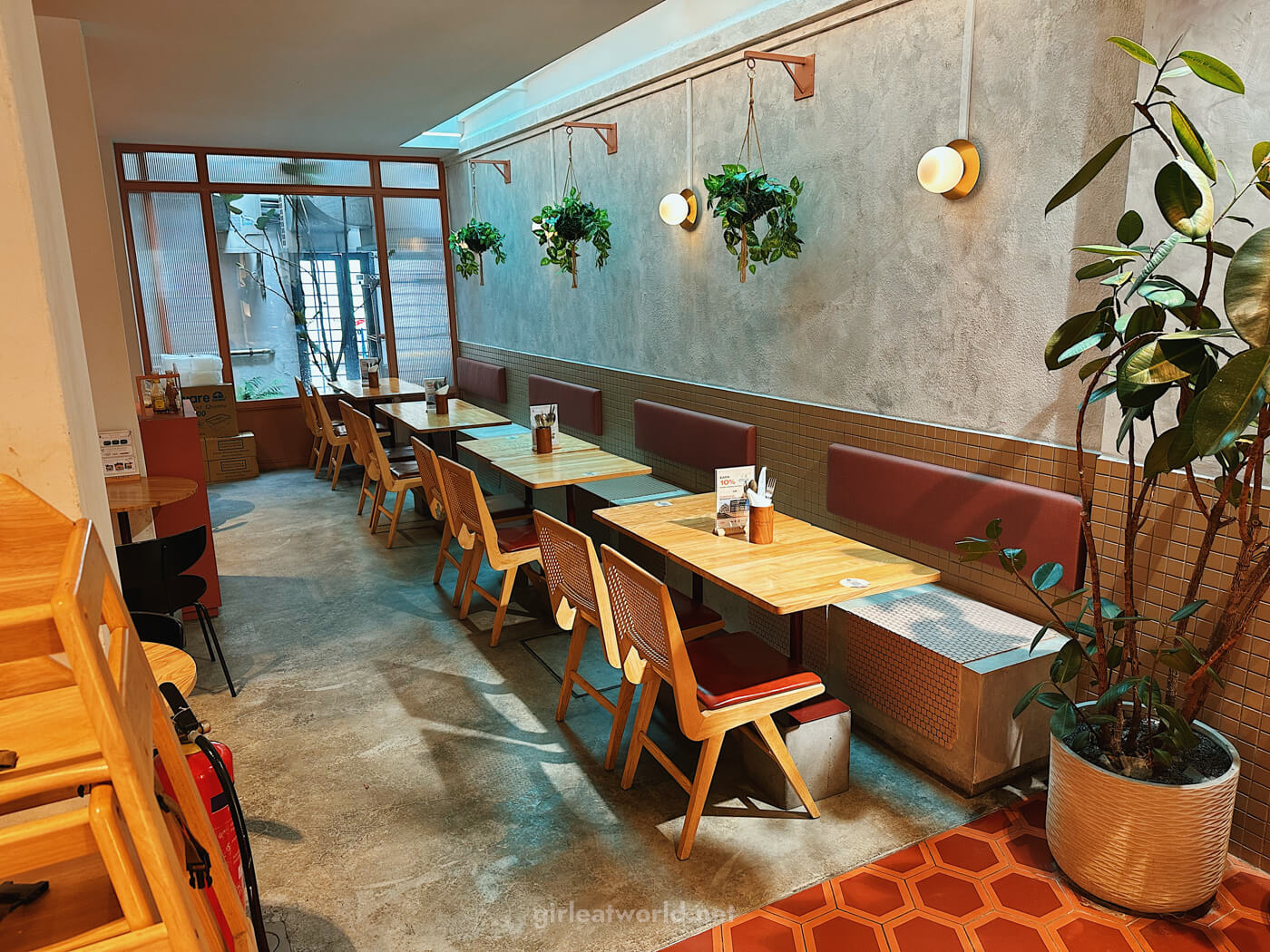 Interior of PRAIRIE by Craftsmen at River Valley