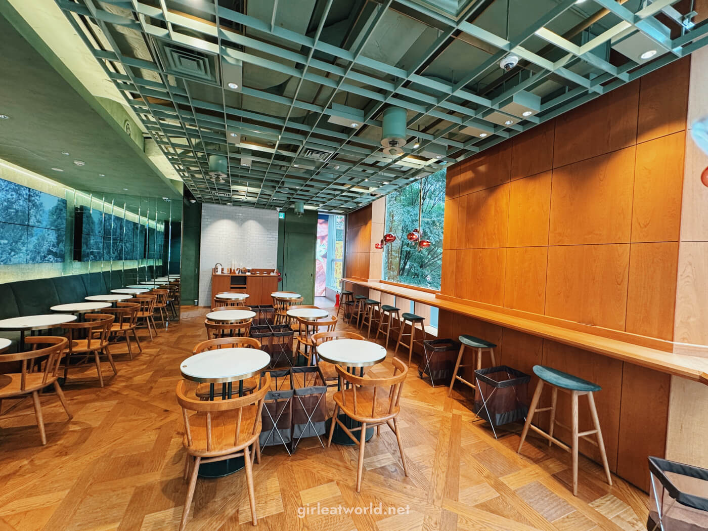 Geshary Coffee Hibiya - 2nd Floor