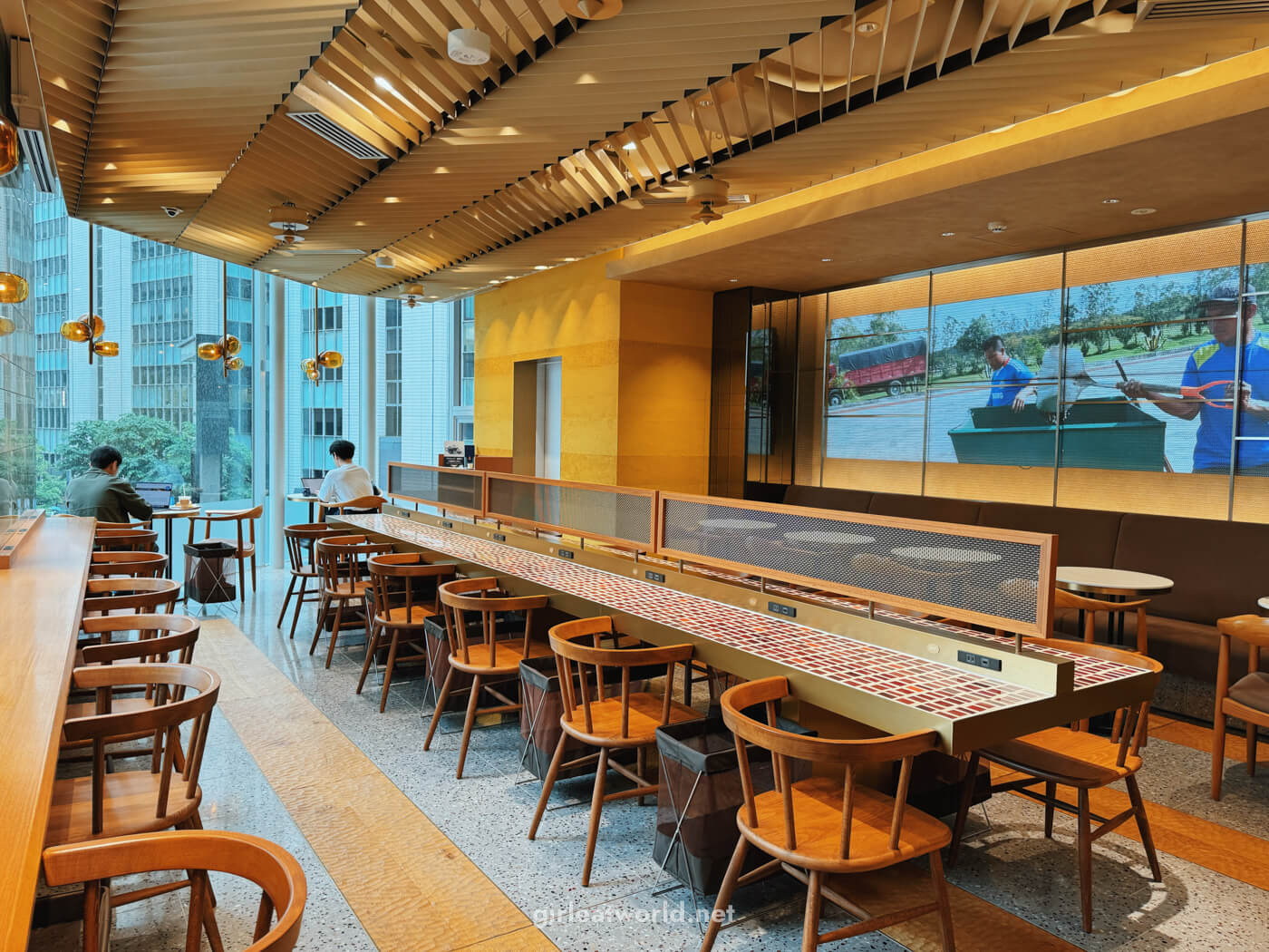 Geshary Coffee Hibiya - 3rd Floor