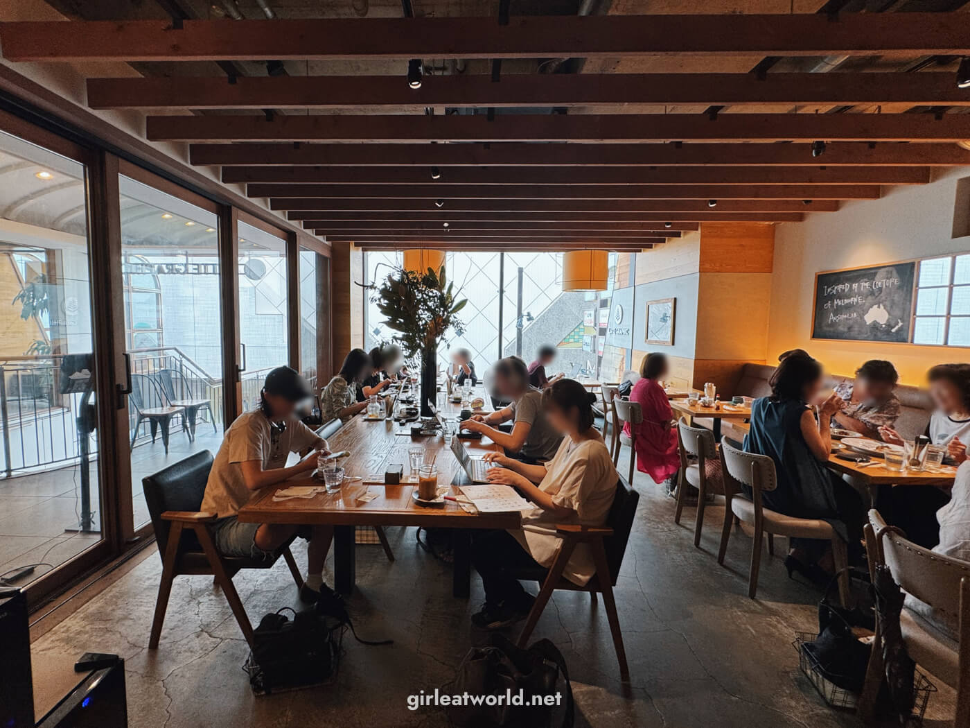 Latte Graphic Jiyugaoka